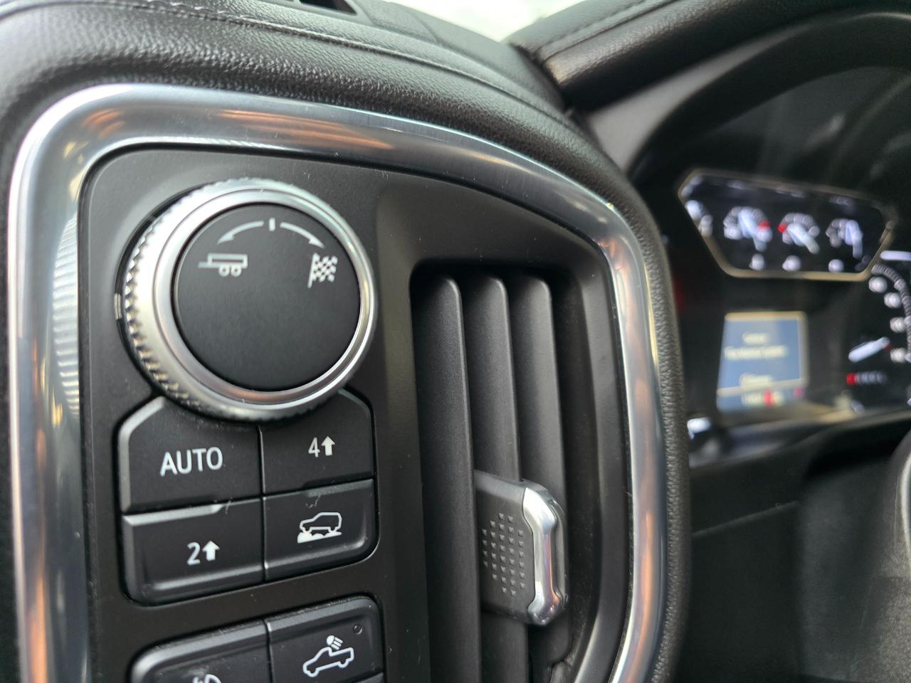 GMC Sierra 1500 4WD Crew Cab 147" SLT 2019