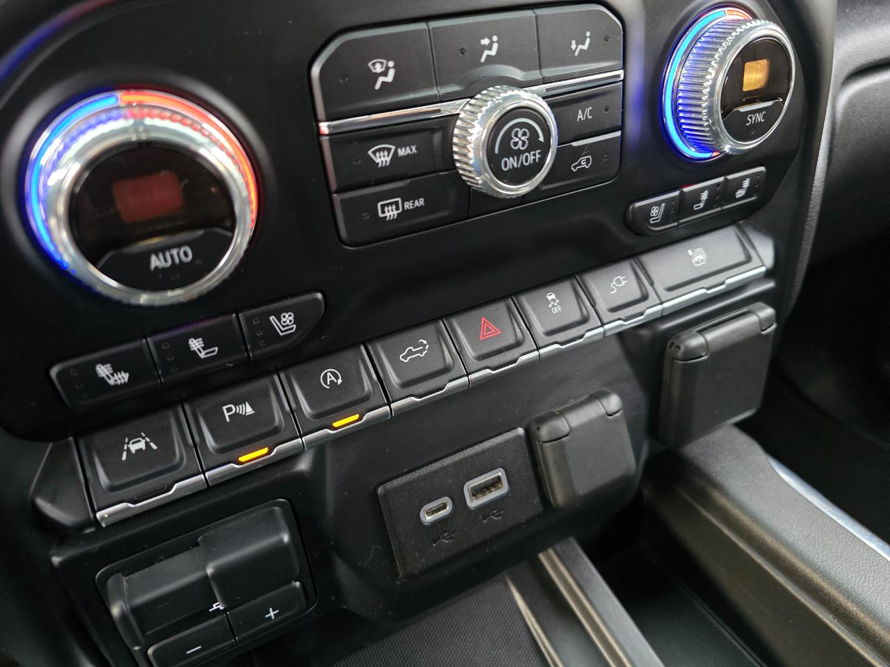 GMC Sierra 1500 4WD Crew Cab 147" SLT 2019