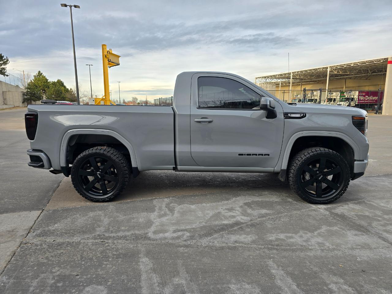 GMC Sierra 1500 4WD Reg Cab 126" Pro 2024
