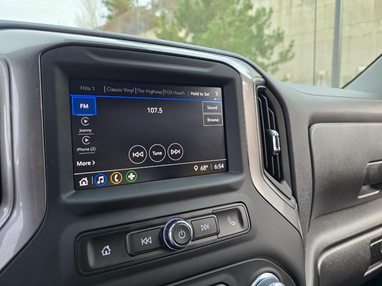 GMC Sierra 1500 4WD Reg Cab 126" Pro 2024