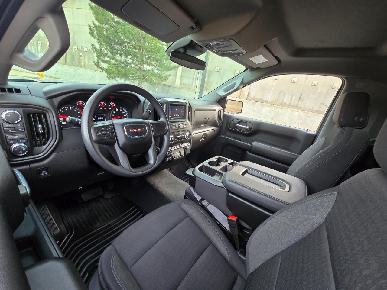 GMC Sierra 1500 4WD Reg Cab 126" Pro 2024