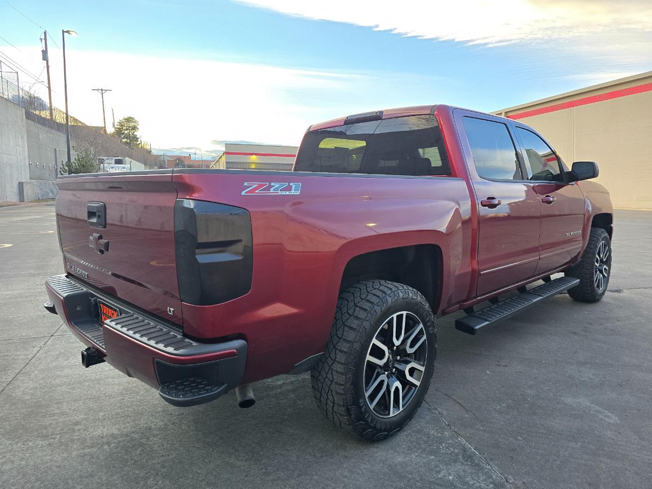 Chevrolet Silverado 1500 4WD Crew Cab 143.5" LT w/2LT 2016