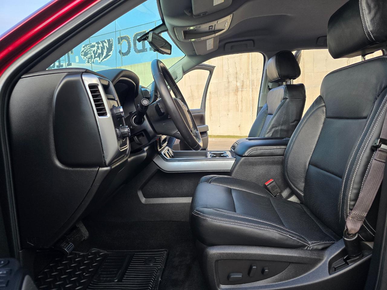 Chevrolet Silverado 1500 4WD Crew Cab 143.5" LT w/2LT 2016