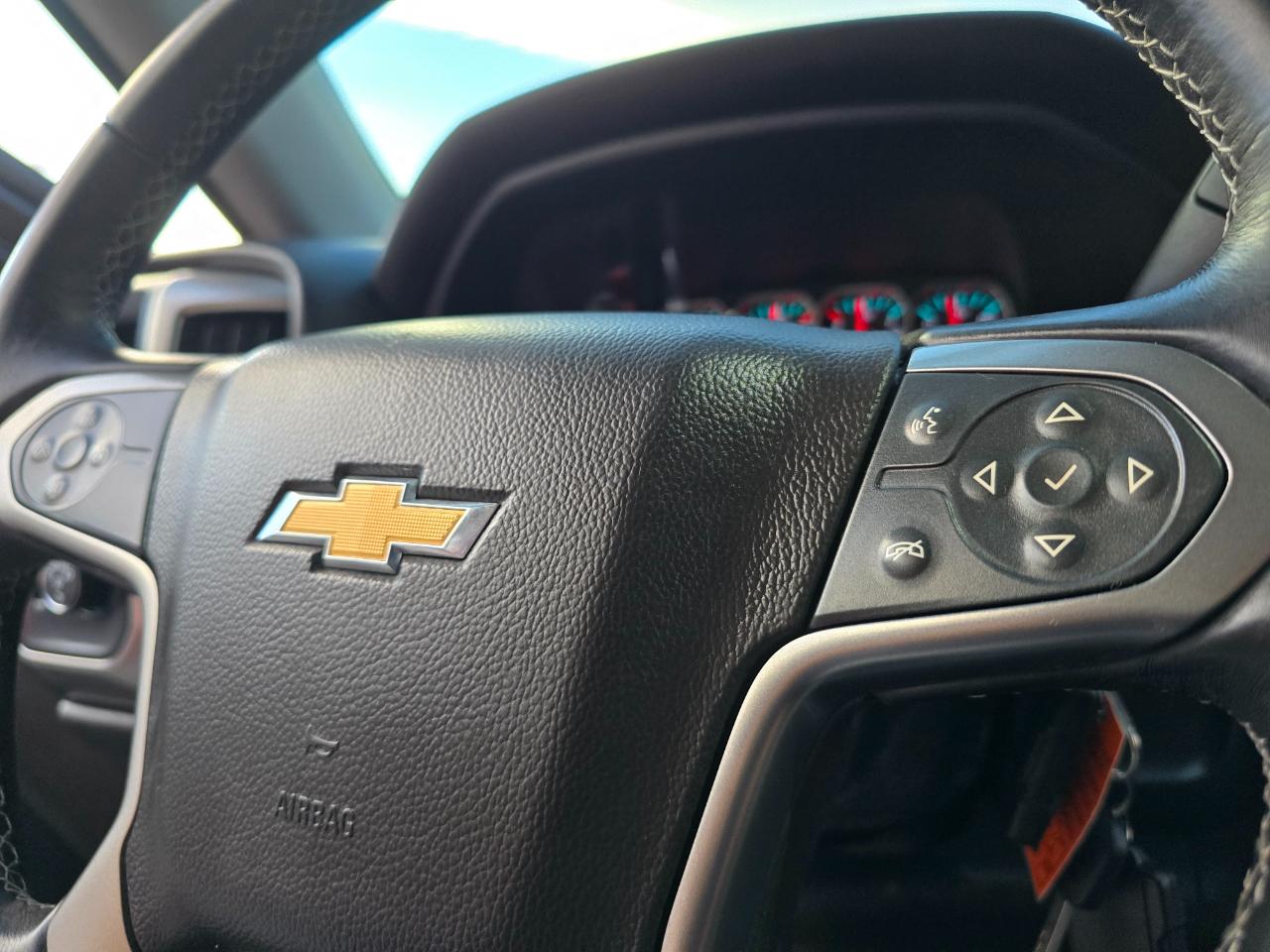 Chevrolet Silverado 1500 4WD Crew Cab 143.5" LT w/2LT 2016