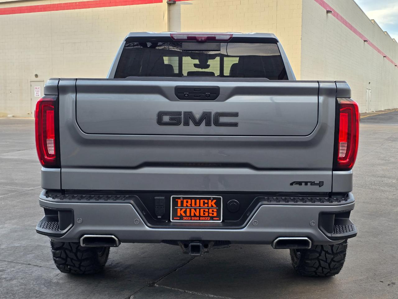 GMC Sierra 1500 4WD Crew Cab 147" AT4 2021