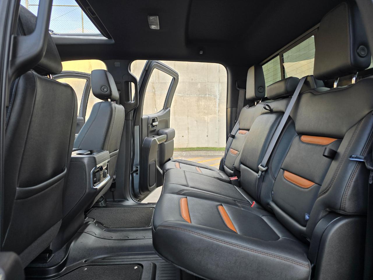 GMC Sierra 1500 4WD Crew Cab 147" AT4 2021