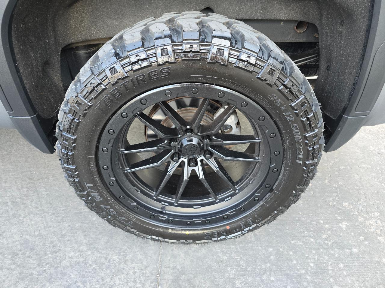 GMC Sierra 1500 4WD Crew Cab 147" AT4 2021