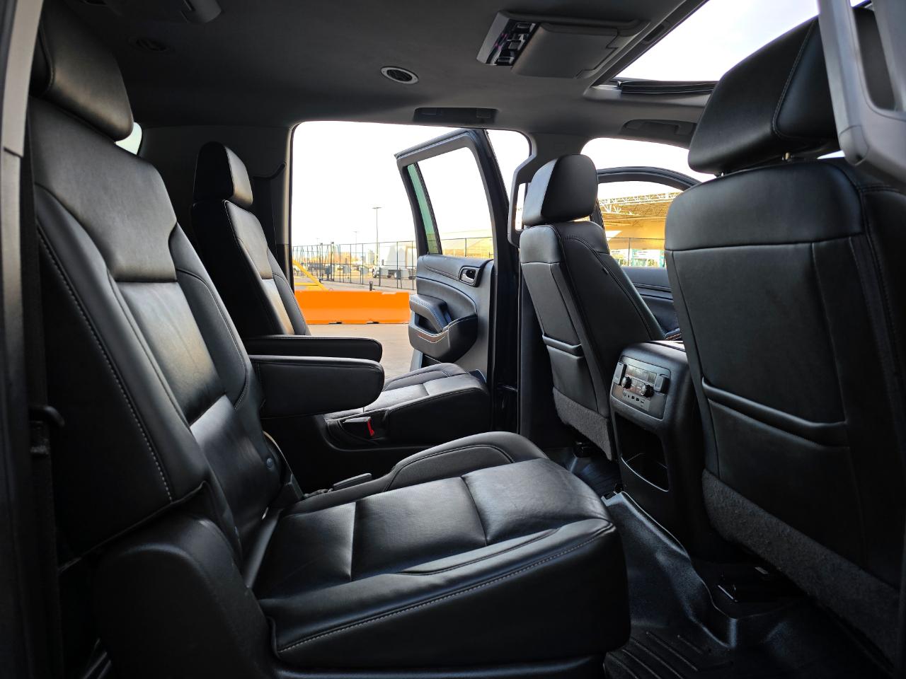 Chevrolet Suburban 4WD 4dr Premier 2020