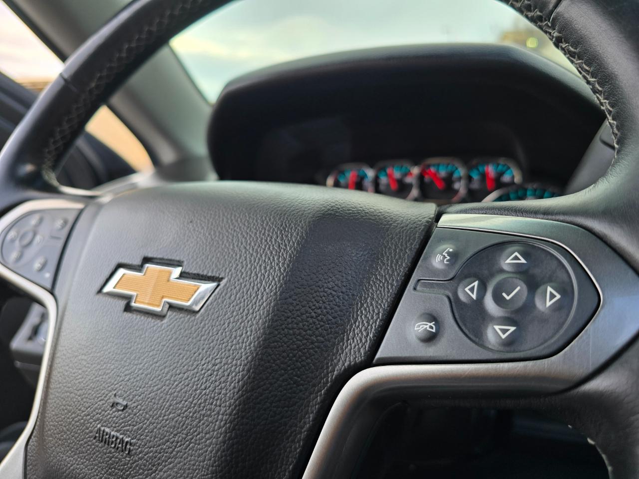 Chevrolet Suburban 4WD 4dr Premier 2020