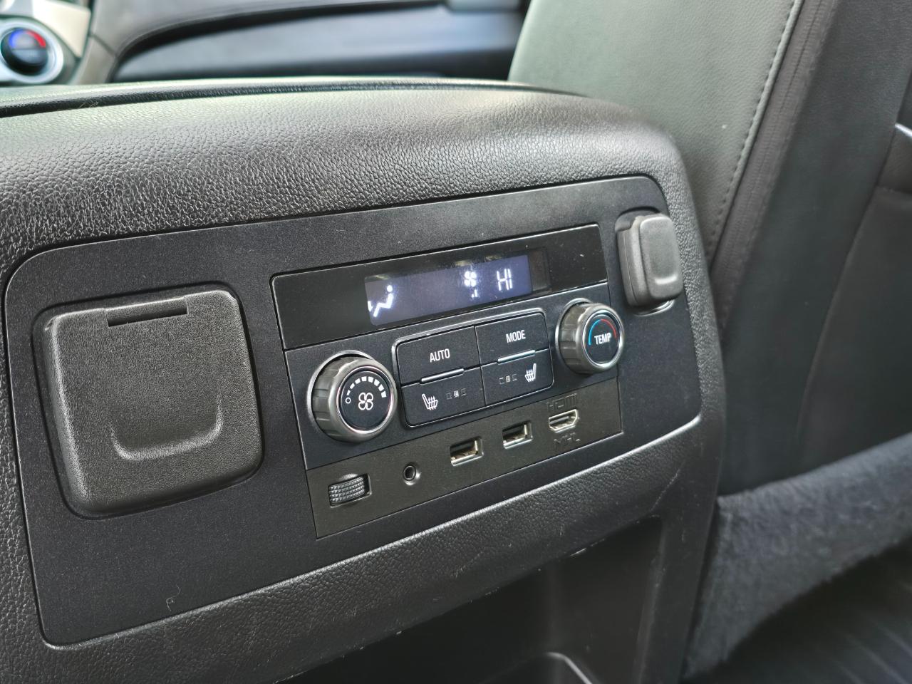 Chevrolet Suburban 4WD 4dr Premier 2020