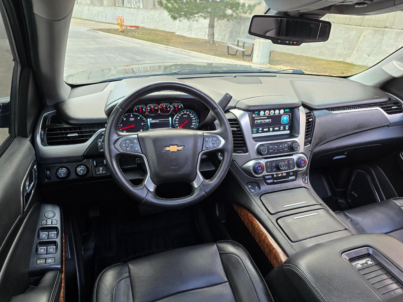 Chevrolet Suburban 4WD 4dr Premier 2020