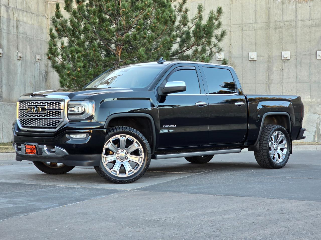 GMC Sierra 1500 4WD Crew Cab 143.5" Denali 2018