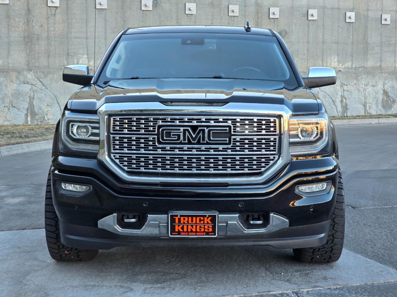 GMC Sierra 1500 4WD Crew Cab 143.5" Denali 2018