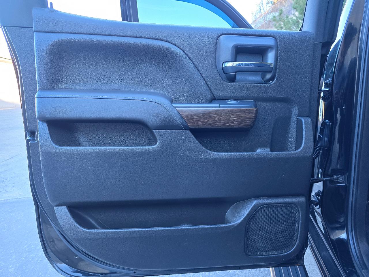 GMC Sierra 1500 4WD Crew Cab 143.5" Denali 2018