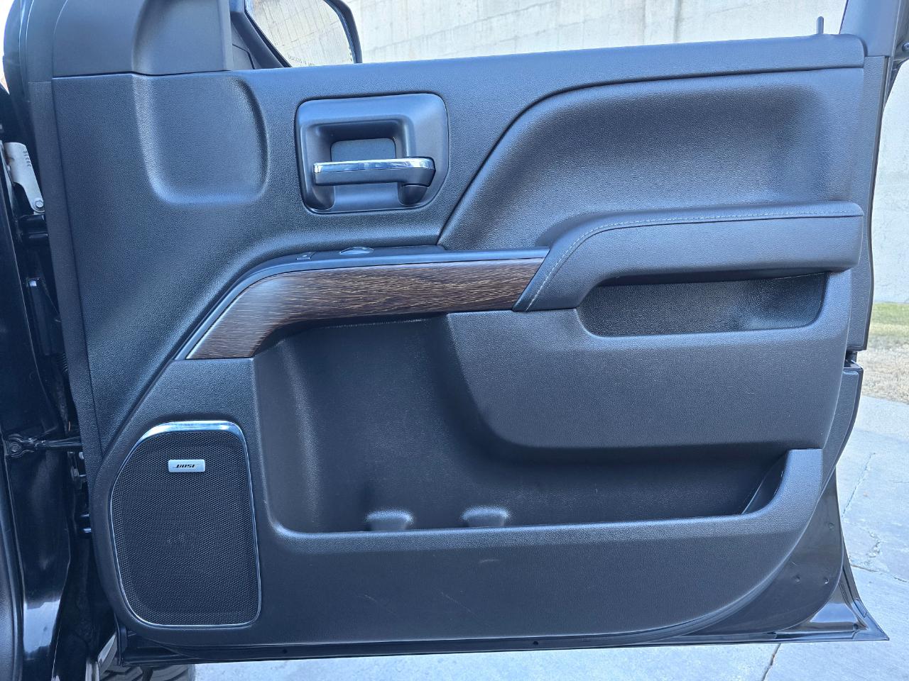 GMC Sierra 1500 4WD Crew Cab 143.5" Denali 2018