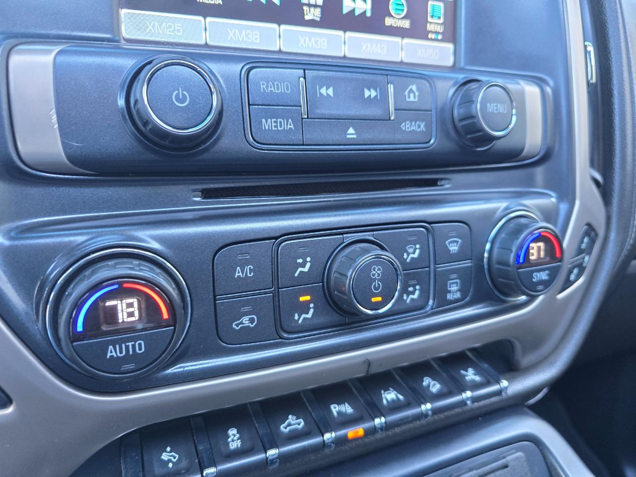 GMC Sierra 1500 4WD Crew Cab 143.5" Denali 2018