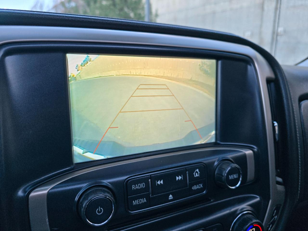 GMC Sierra 1500 4WD Crew Cab 143.5" Denali 2018