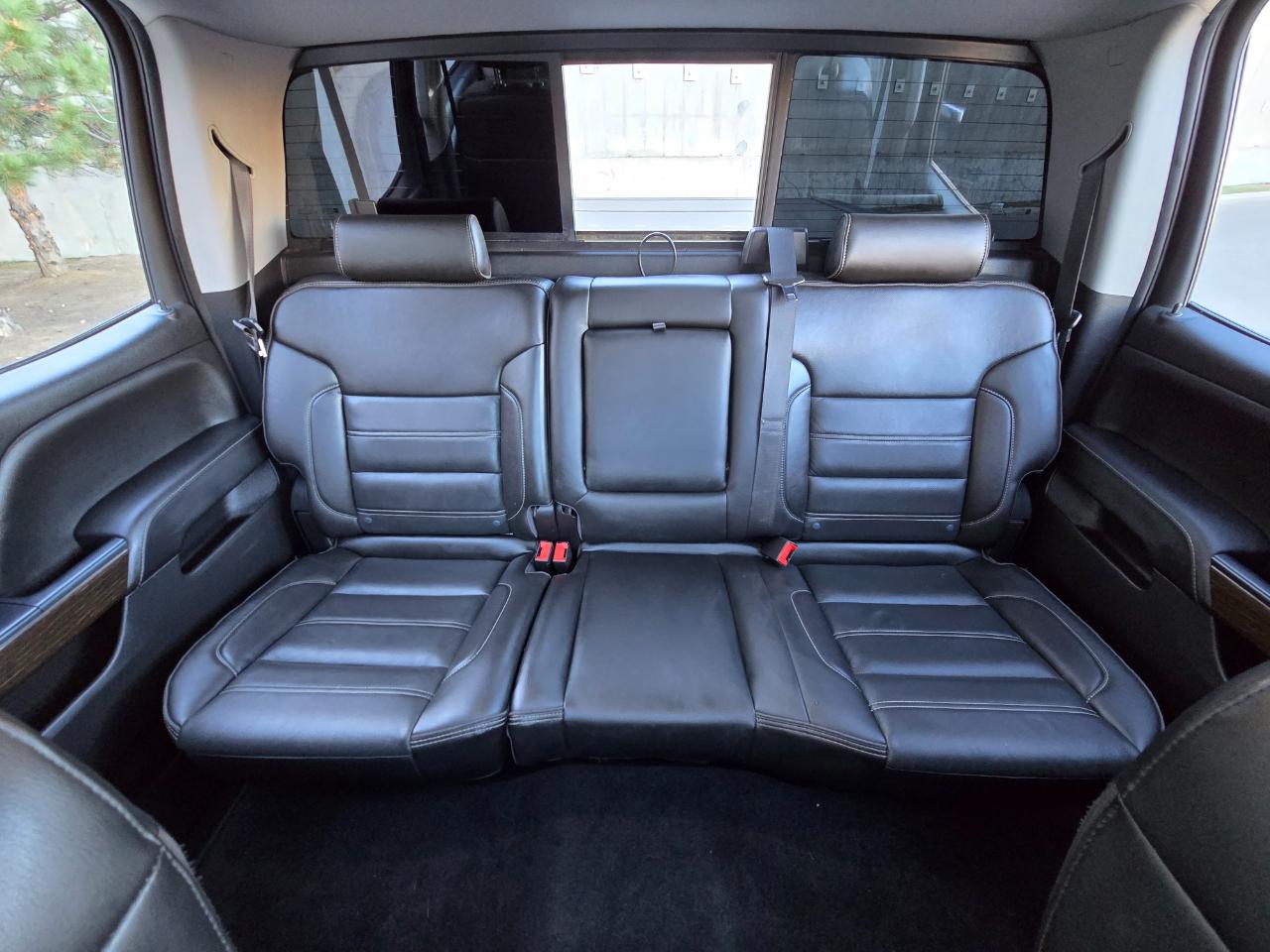 GMC Sierra 1500 4WD Crew Cab 143.5" Denali 2018