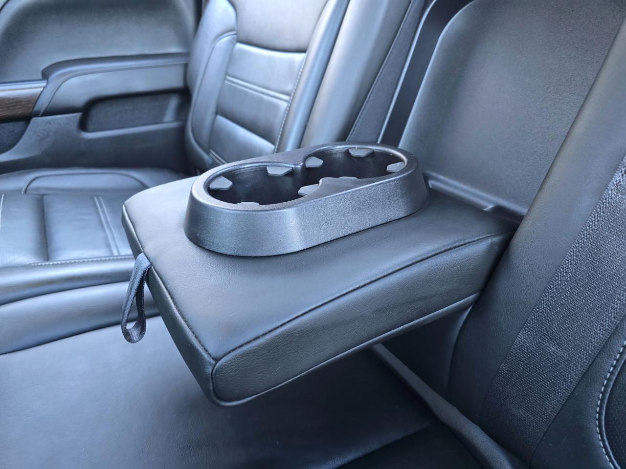 GMC Sierra 1500 4WD Crew Cab 143.5" Denali 2018