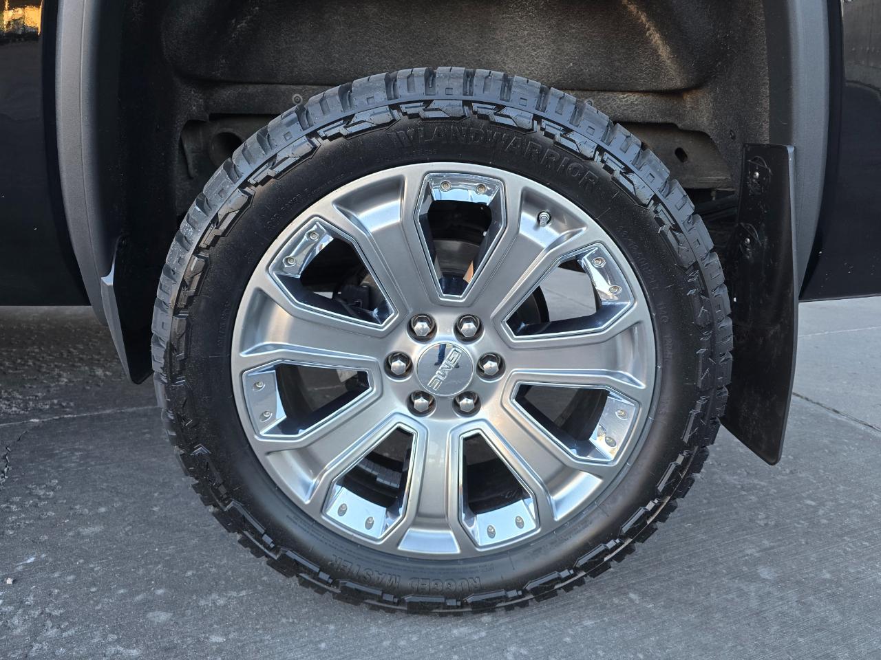 GMC Sierra 1500 4WD Crew Cab 143.5" Denali 2018