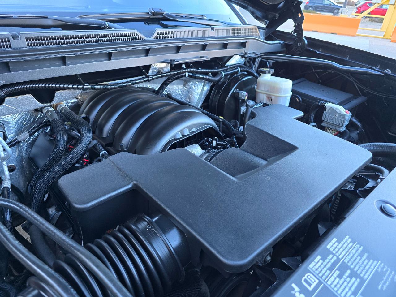 GMC Sierra 1500 4WD Crew Cab 143.5" Denali 2018