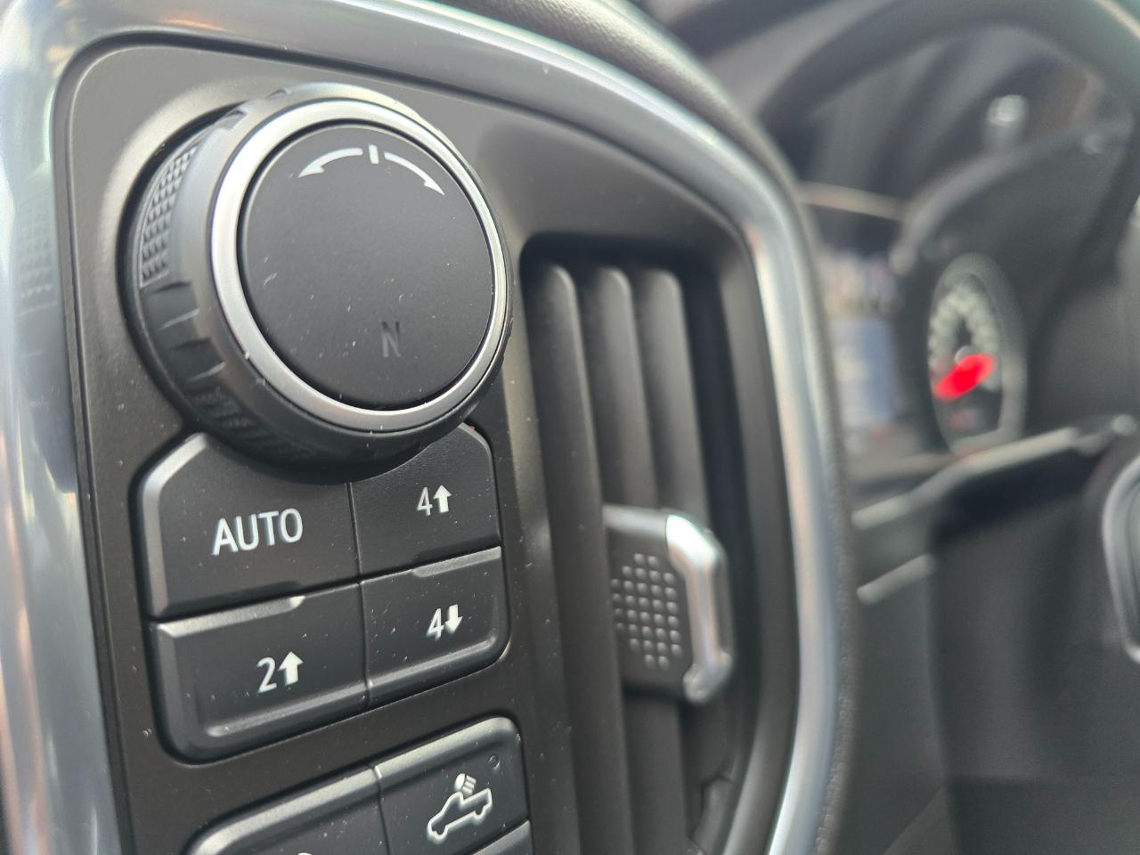 Chevrolet Silverado 1500 4WD Crew Cab 157" High Country 2019