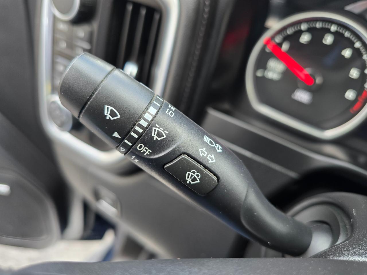 Chevrolet Silverado 1500 4WD Crew Cab 157" High Country 2019