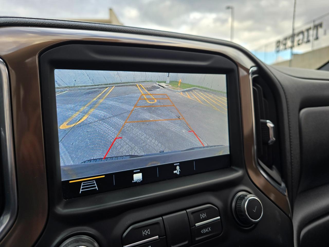 Chevrolet Silverado 1500 4WD Crew Cab 157" High Country 2019