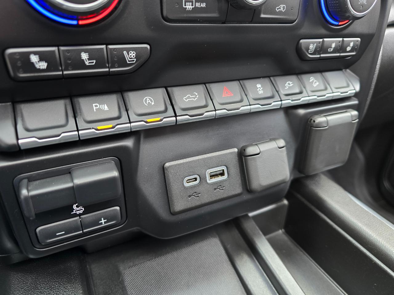 Chevrolet Silverado 1500 4WD Crew Cab 157" High Country 2019