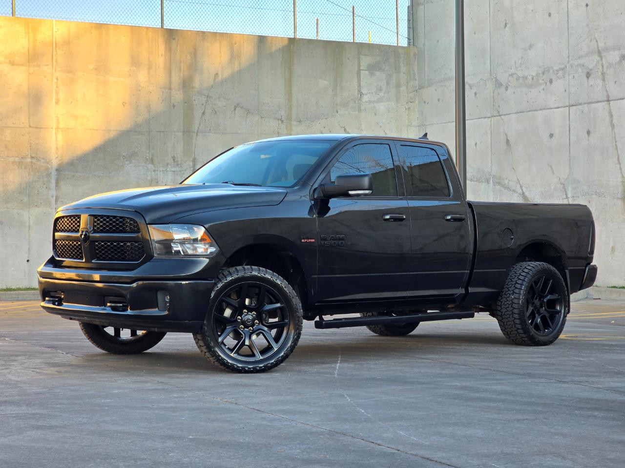 RAM 1500 Big Horn 4x4 Quad Cab 6'4" Box 2018