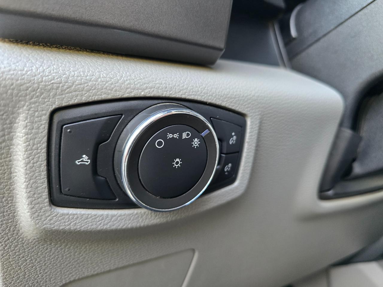 Ford Super Duty F-250 SRW XLT 4WD Crew Cab 6.75' Box 2020