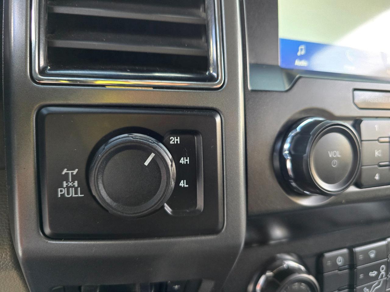 Ford Super Duty F-250 SRW XLT 4WD Crew Cab 6.75' Box 2020