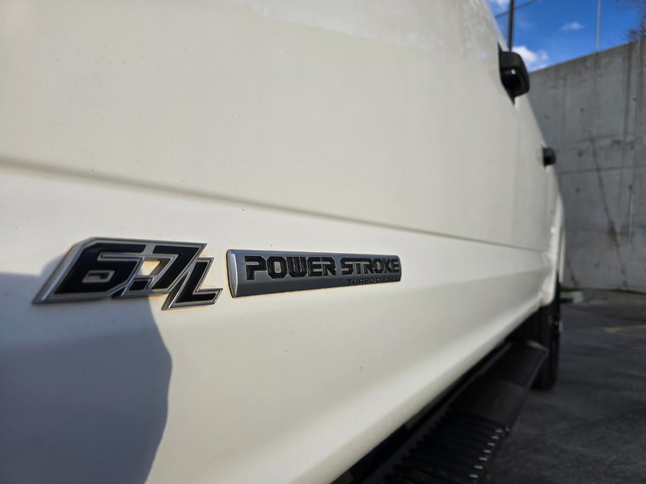 Ford Super Duty F-250 SRW XLT 4WD Crew Cab 6.75' Box 2020