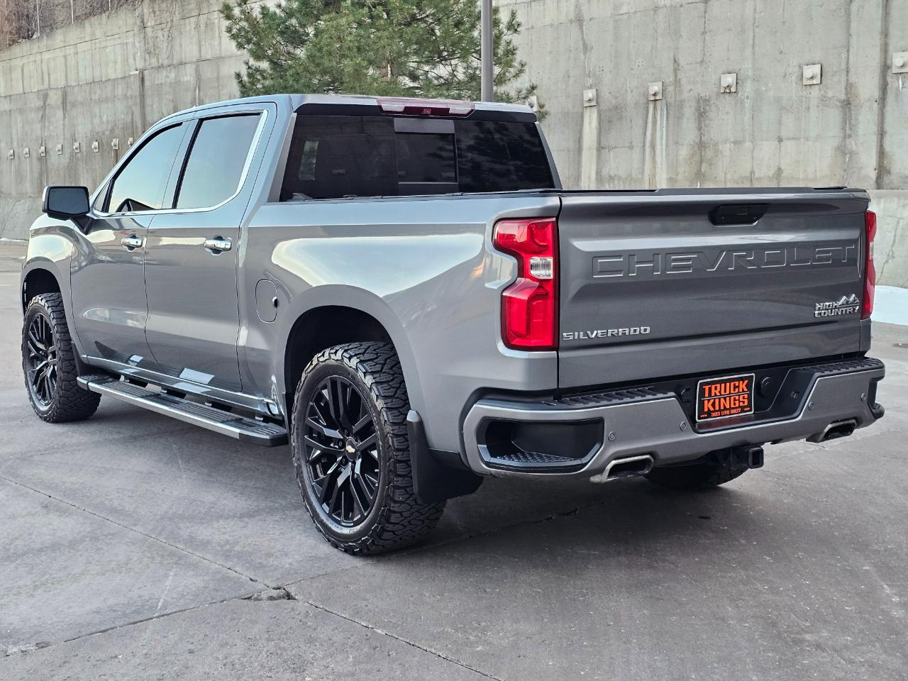 Chevrolet Silverado 1500 4WD Crew Cab 147" High Country 2019