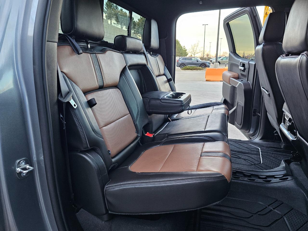 Chevrolet Silverado 1500 4WD Crew Cab 147" High Country 2019