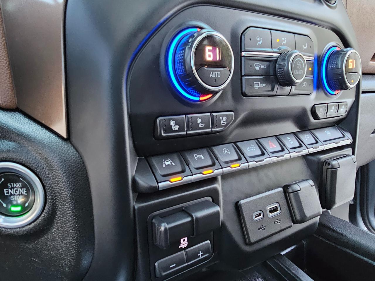 Chevrolet Silverado 1500 4WD Crew Cab 147" High Country 2019