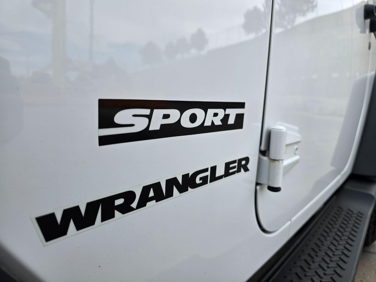 Jeep Wrangler 4WD 2dr Sport 2012