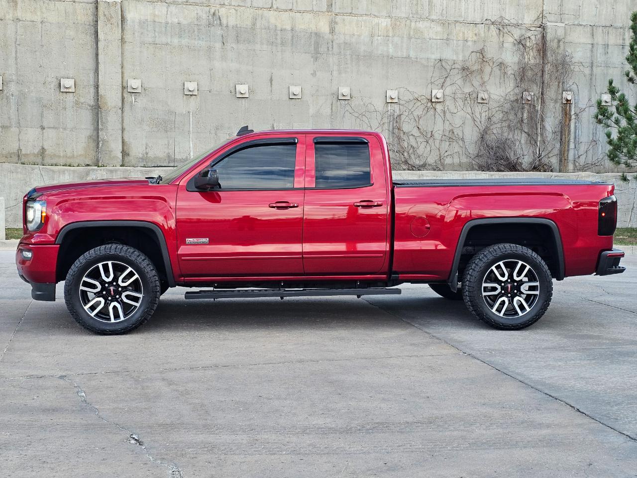 GMC Sierra 1500 4WD Double Cab 143.5" SLT 2018