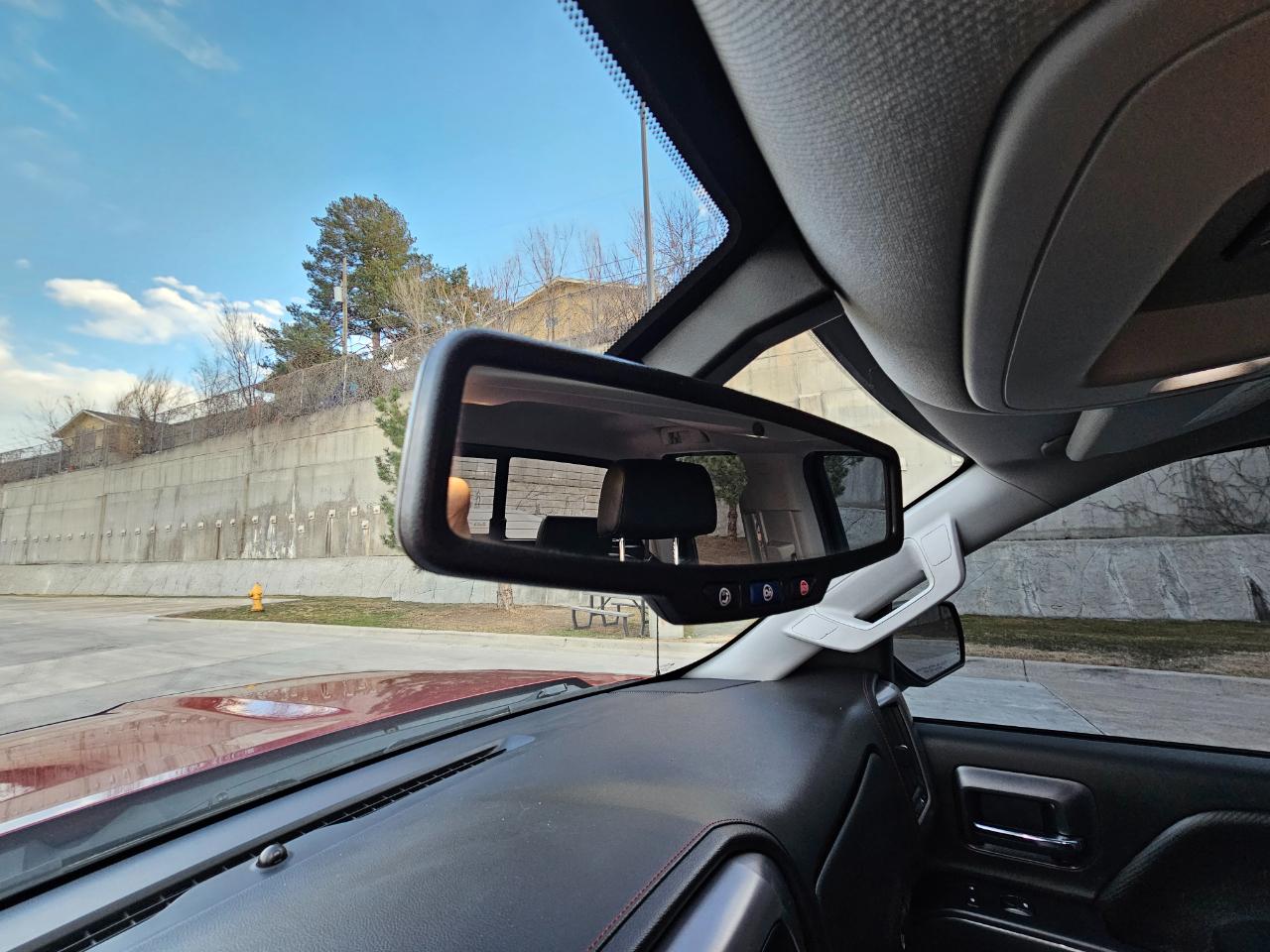 GMC Sierra 1500 4WD Double Cab 143.5" SLT 2018