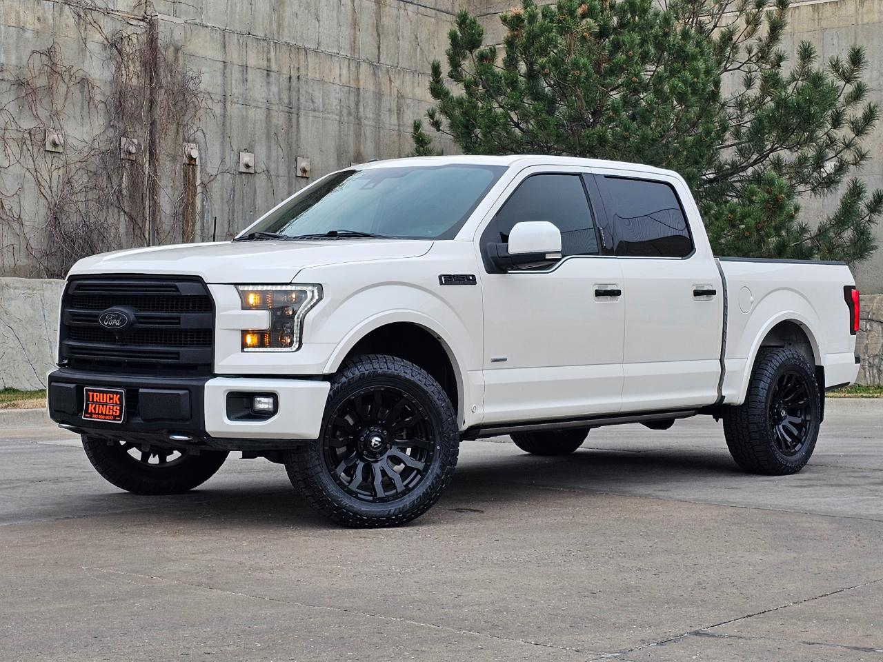 Ford F-150 4WD SuperCrew 145" Platinum 2015