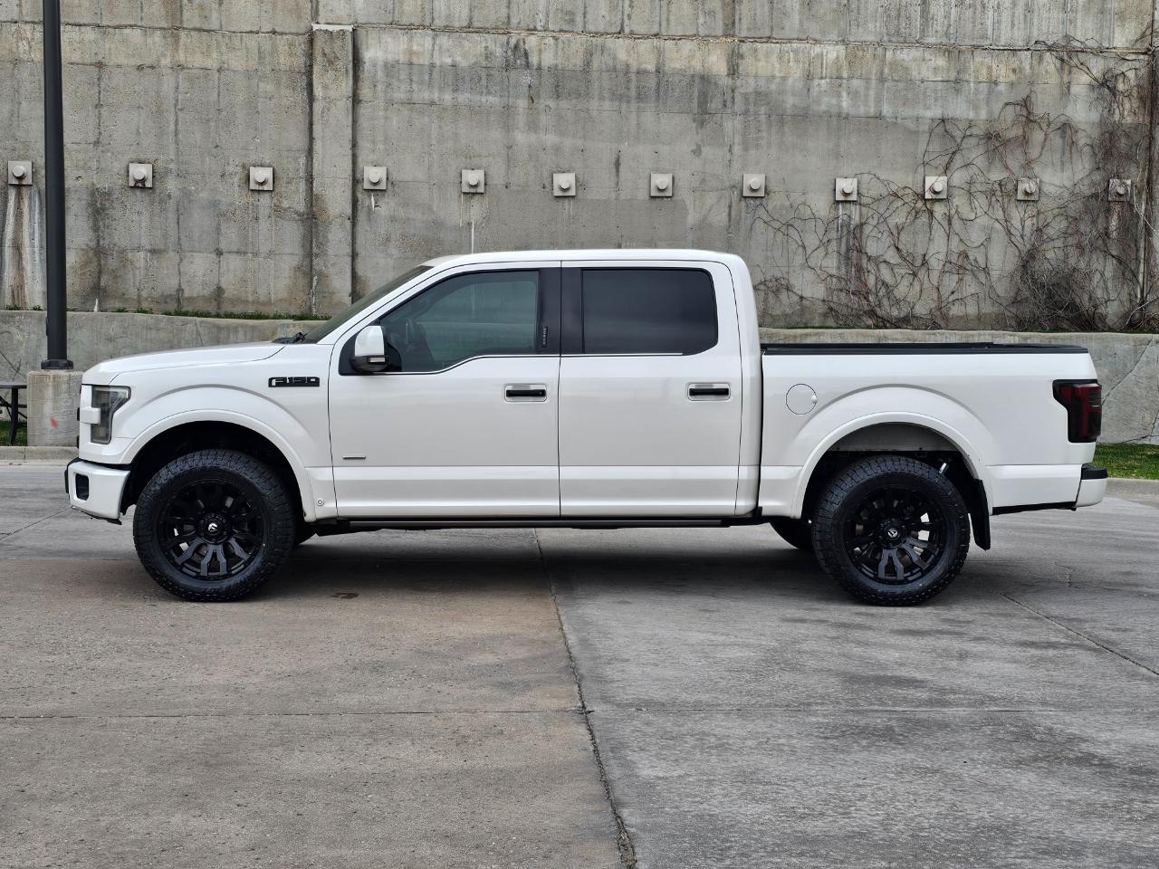 Ford F-150 4WD SuperCrew 145" Platinum 2015