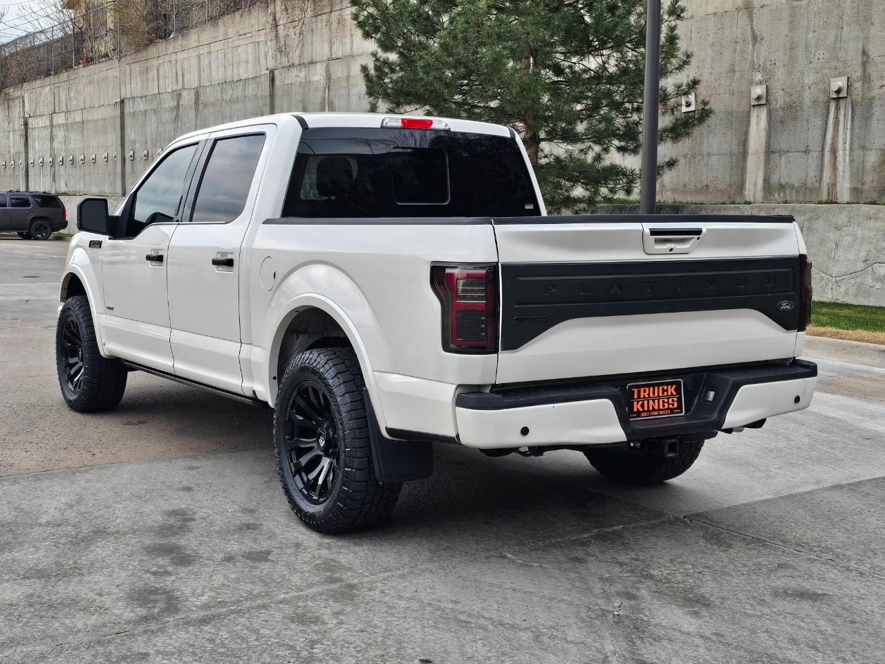 Ford F-150 4WD SuperCrew 145" Platinum 2015