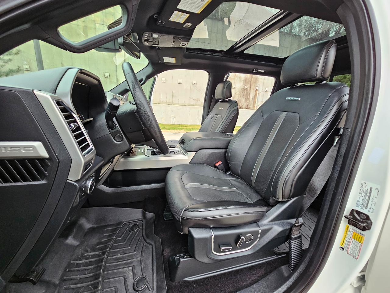 Ford F-150 4WD SuperCrew 145" Platinum 2015