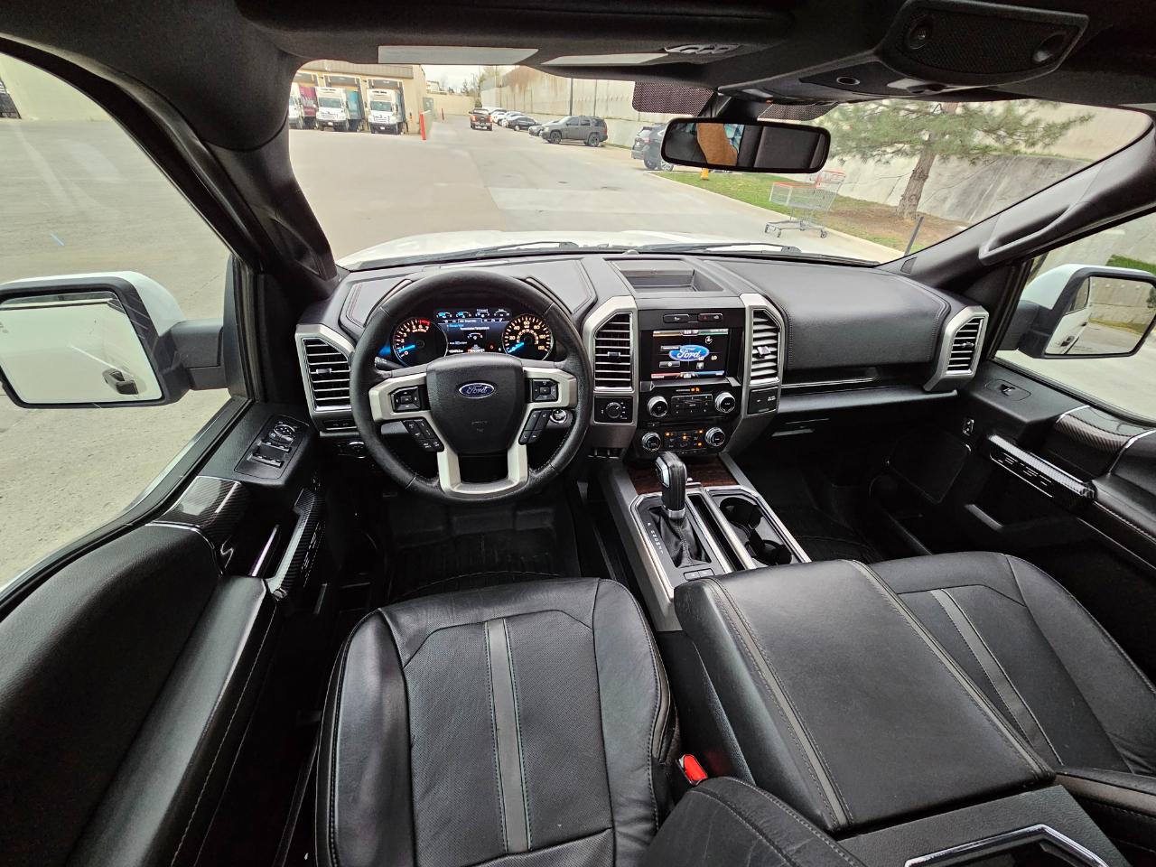 Ford F-150 4WD SuperCrew 145" Platinum 2015