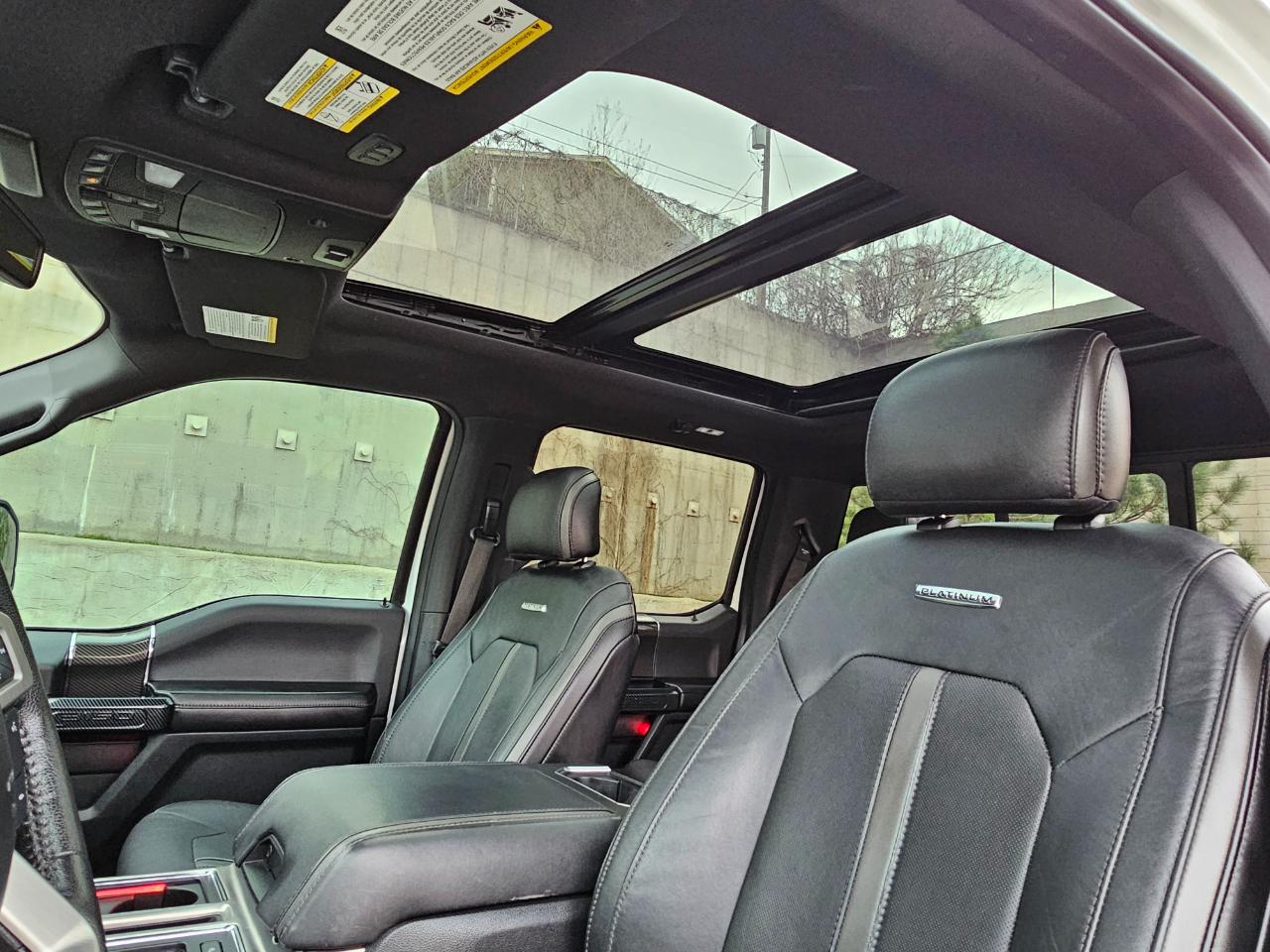 Ford F-150 4WD SuperCrew 145" Platinum 2015