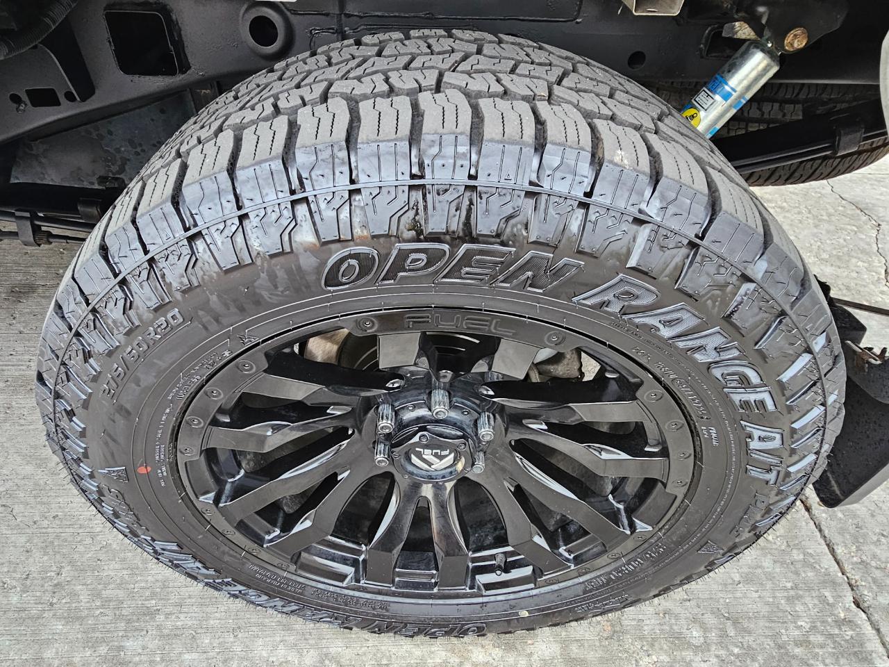 Ford F-150 4WD SuperCrew 145" Platinum 2015