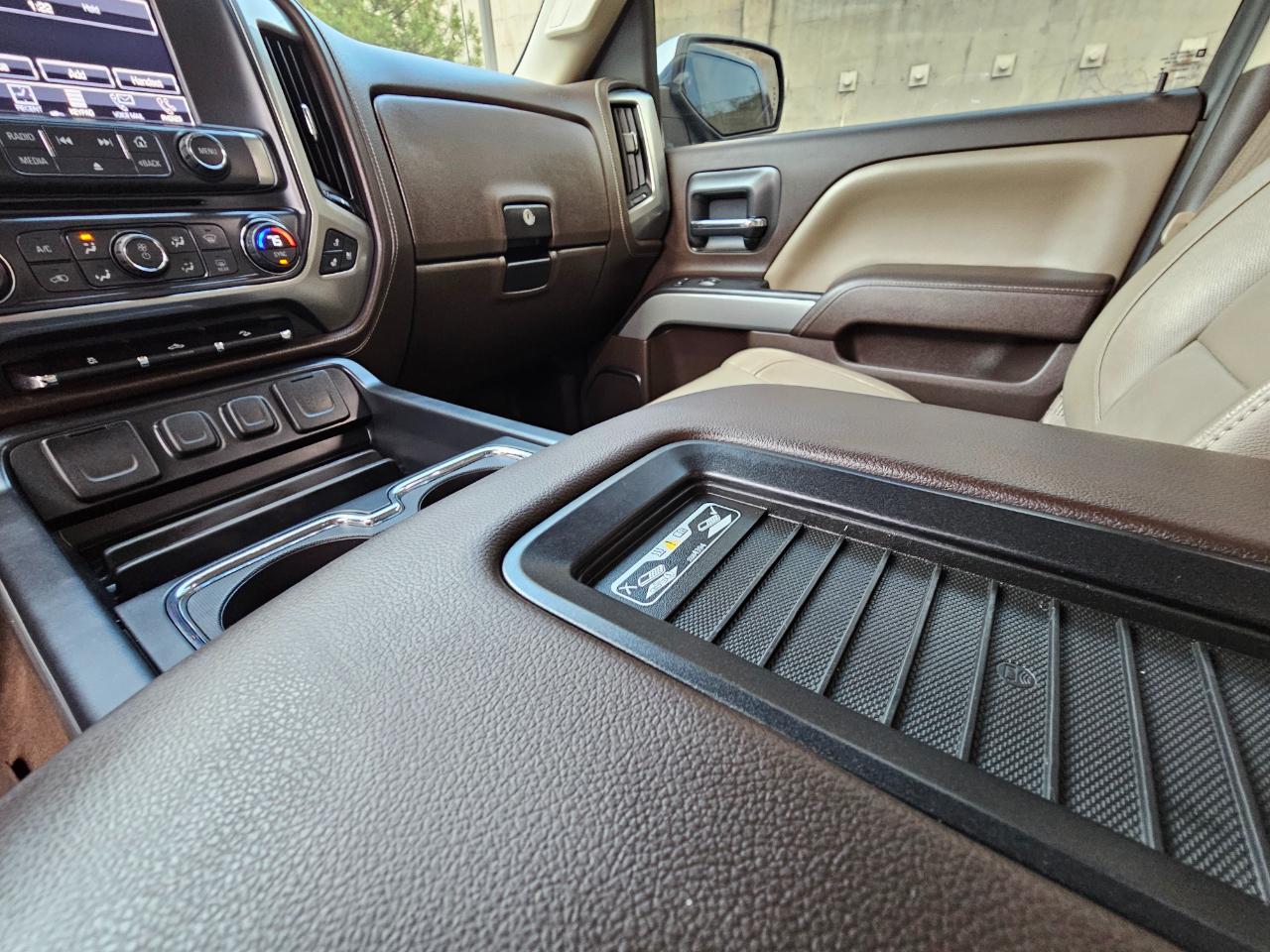 Chevrolet Silverado 1500 4WD Crew Cab 143.5" LTZ w/2LZ 2016