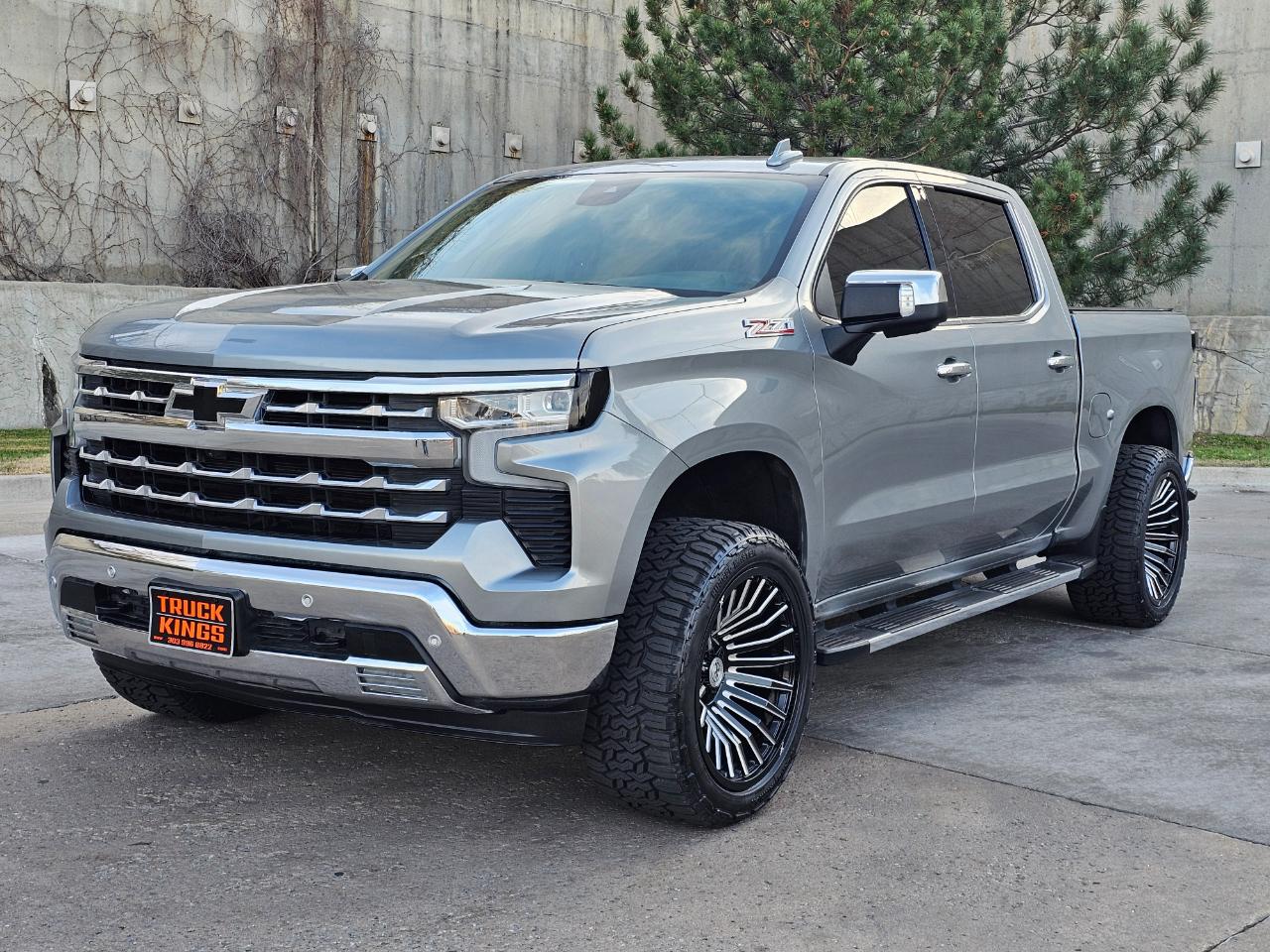 Chevrolet Silverado 1500 4WD Crew Cab 147" LTZ 2024