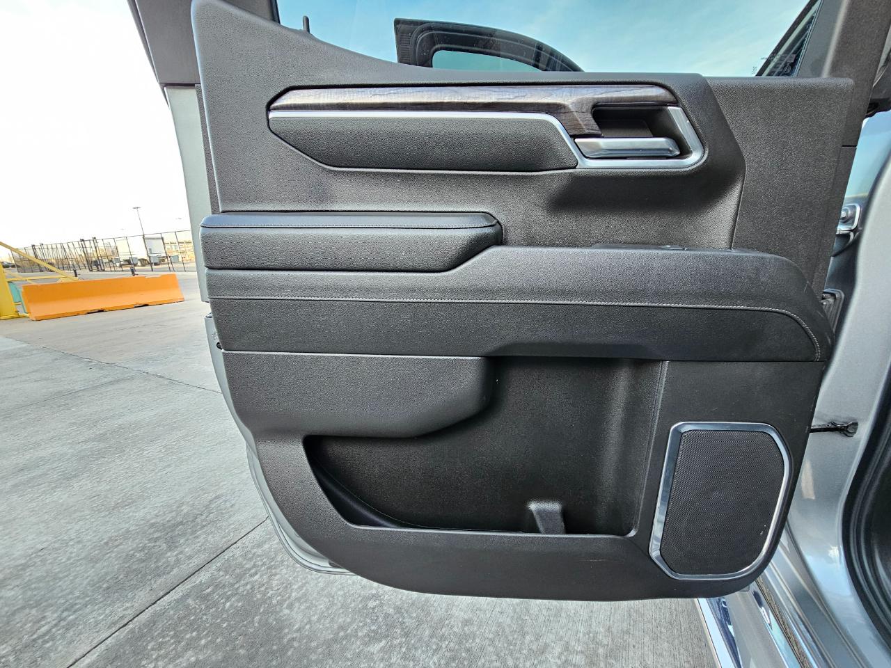 Chevrolet Silverado 1500 4WD Crew Cab 147" LTZ 2024