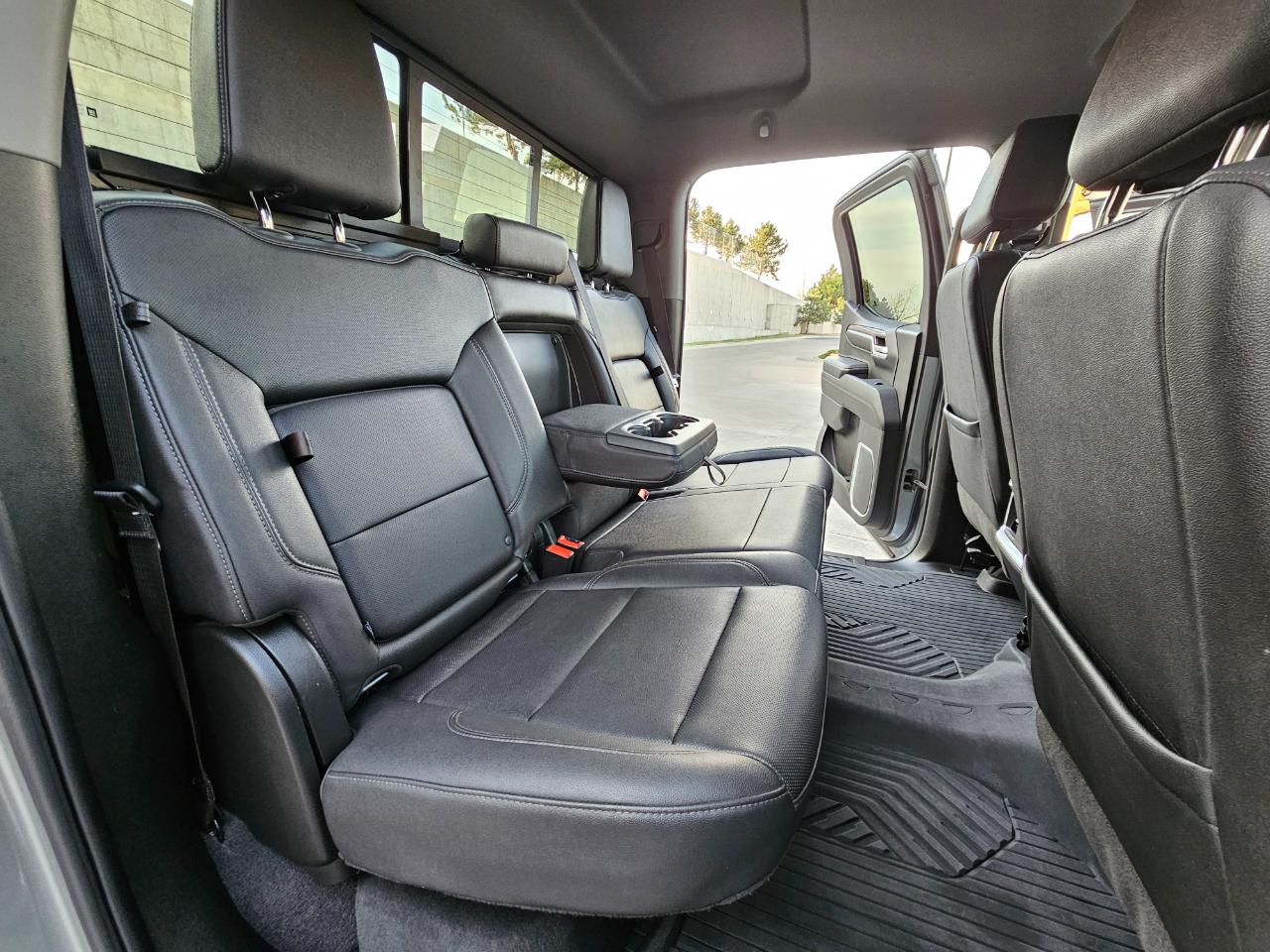 Chevrolet Silverado 1500 4WD Crew Cab 147" LTZ 2024